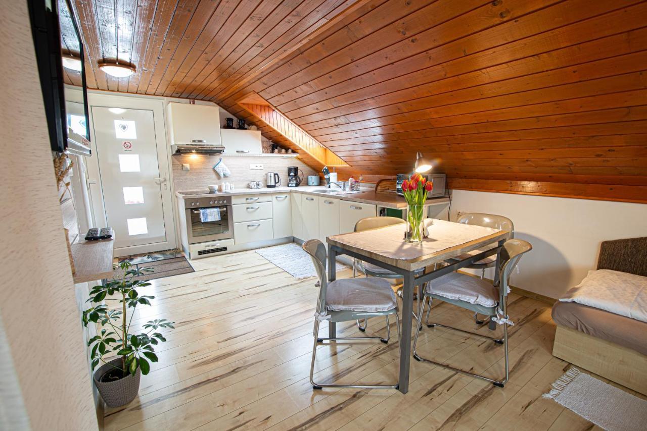 Holiday Home Linda Liptovský Mikuláš Exteriör bild